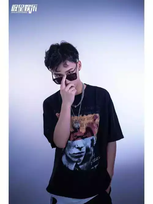 周俊杰